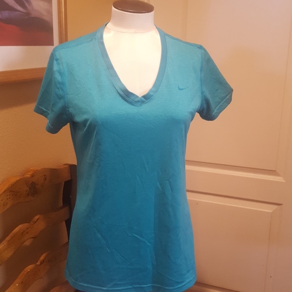 Nike Tops - Women’s Dri-Fit Green Nike Regular Fit Blouse Top